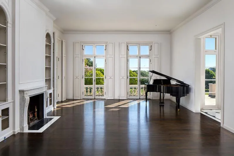 309 Olive Hill Lane Woodside, CA 94062