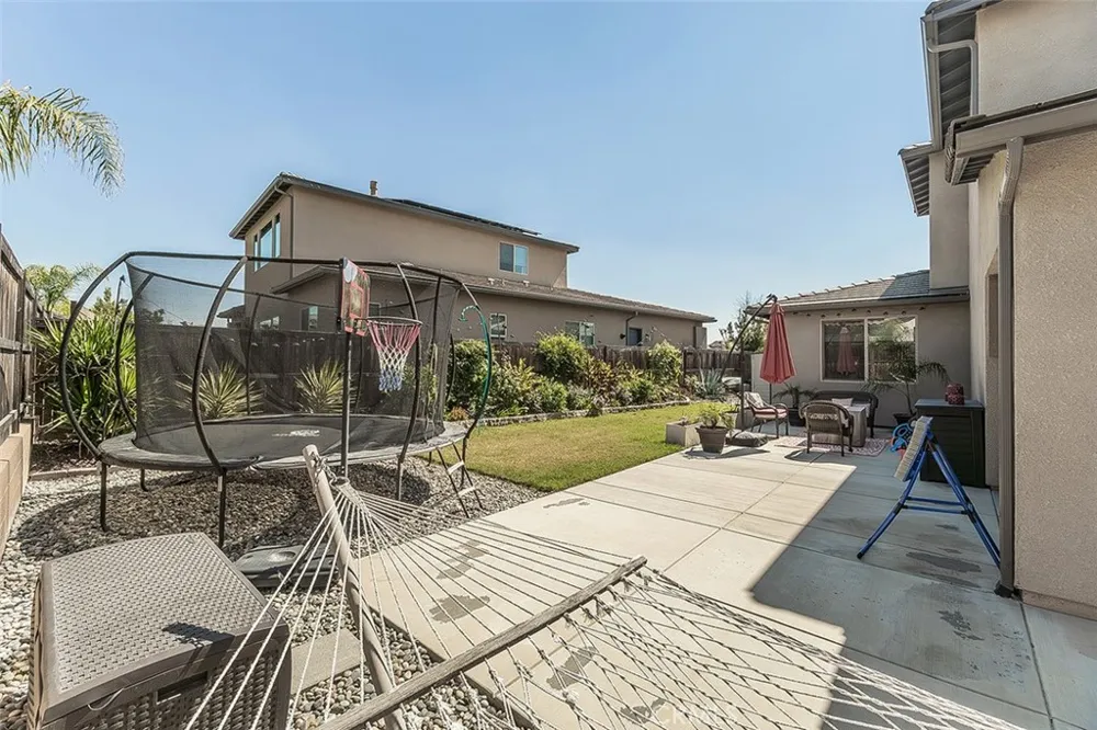 877 Treasure Hills Madera, CA 93636