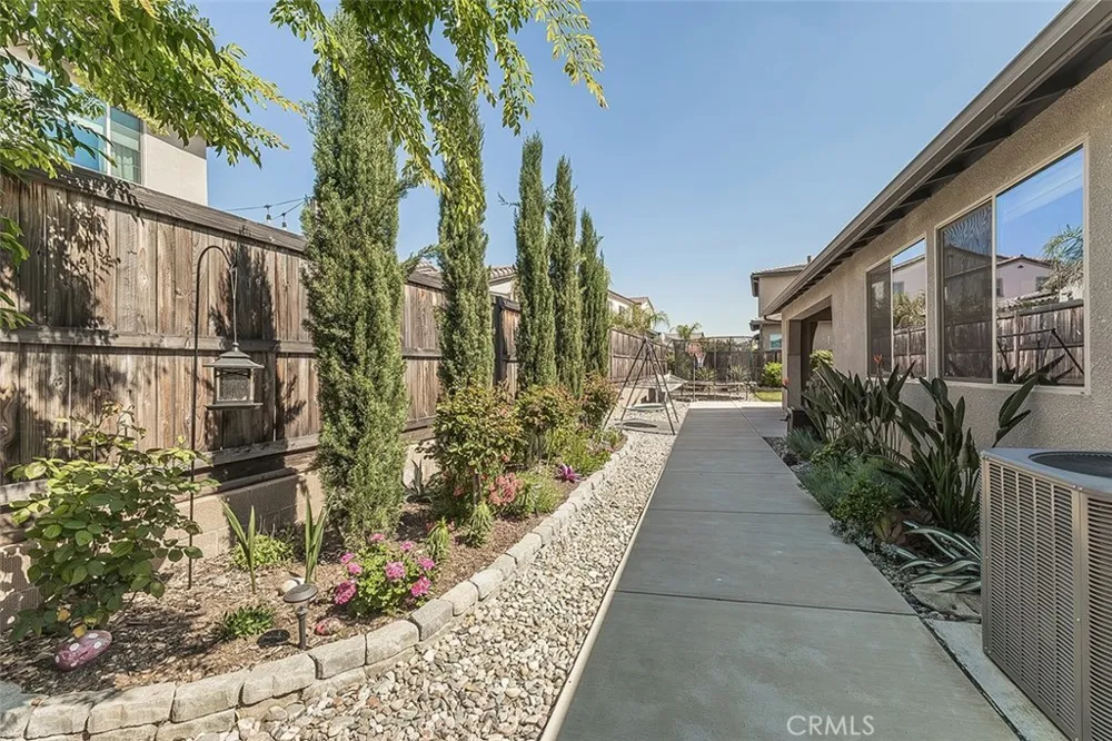 877 Treasure Hills Madera, CA 93636