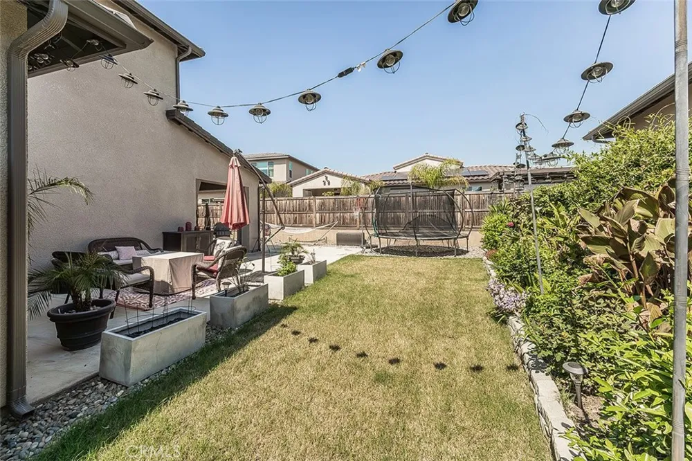 877 Treasure Hills Madera, CA 93636
