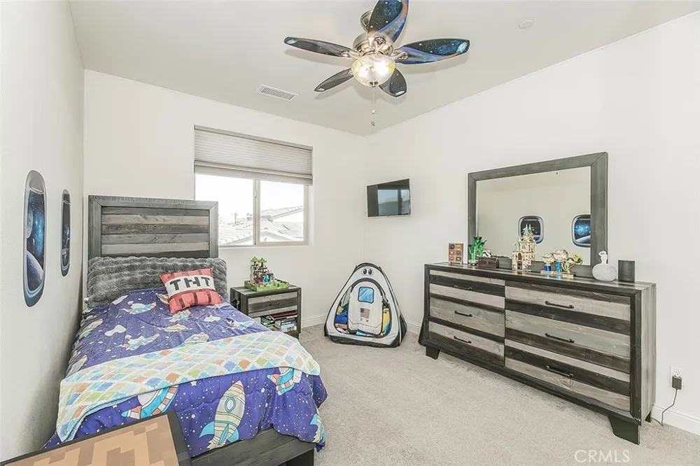 877 Treasure Hills Madera, CA 93636