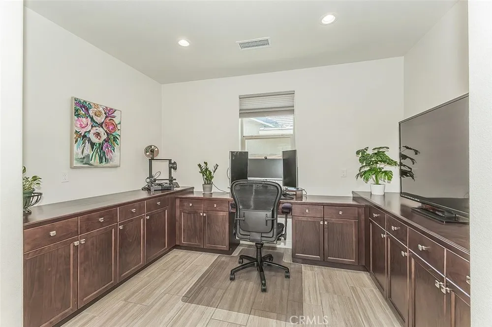877 Treasure Hills Madera, CA 93636
