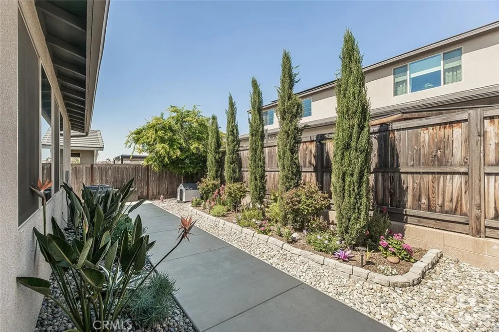 877 Treasure Hills Madera, CA 93636