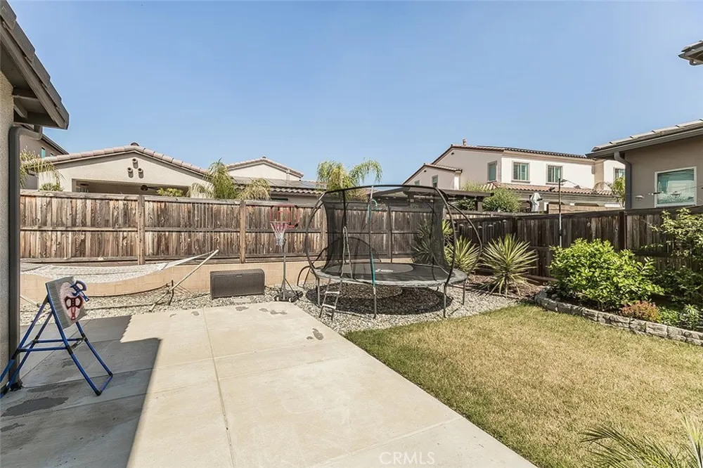 877 Treasure Hills Madera, CA 93636