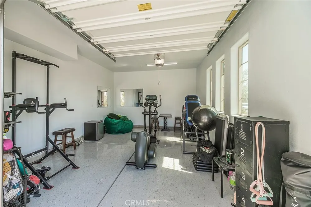 877 Treasure Hills Madera, CA 93636