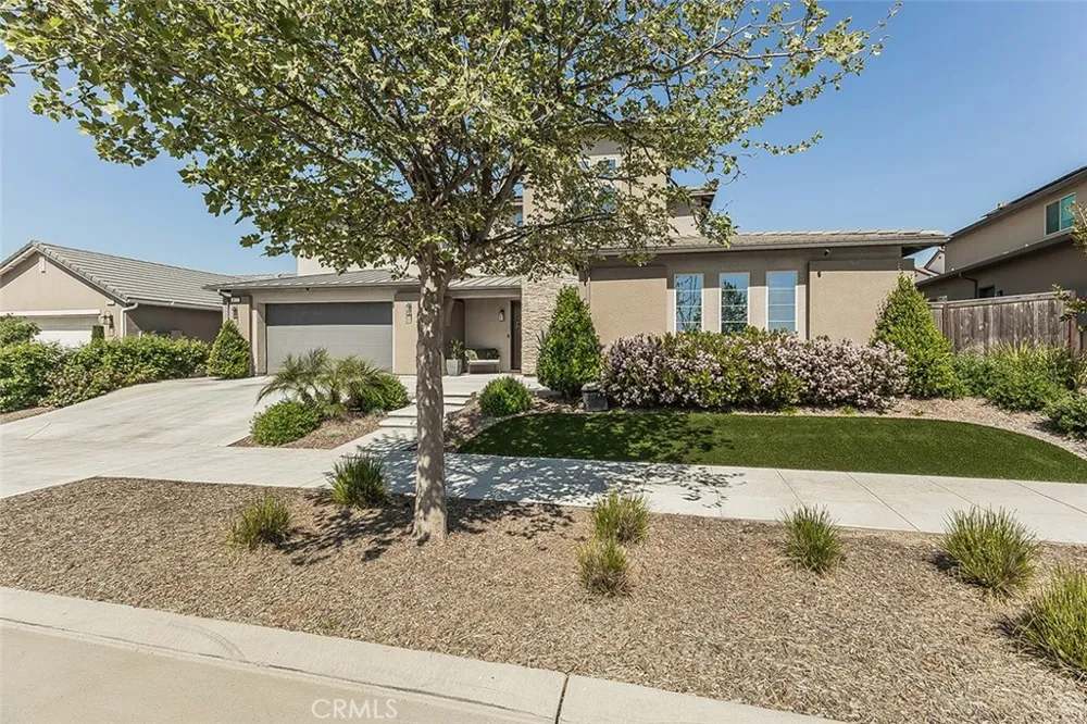 877 Treasure Hills Madera, CA 93636