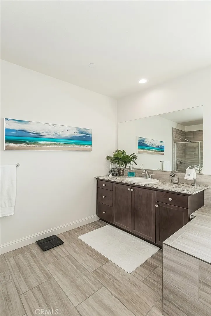 877 Treasure Hills Madera, CA 93636