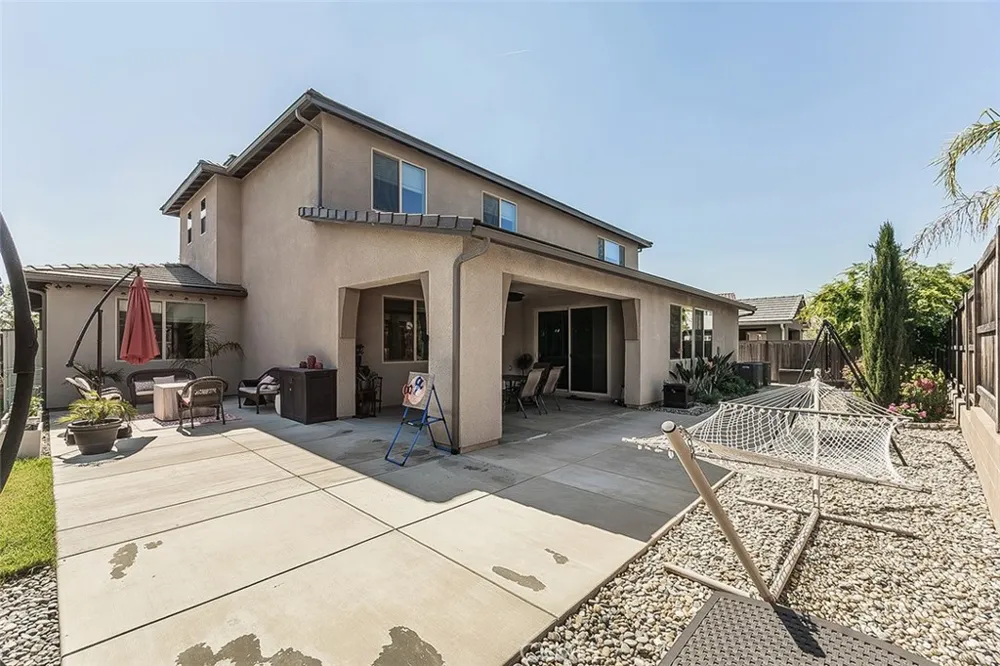 877 Treasure Hills Madera, CA 93636