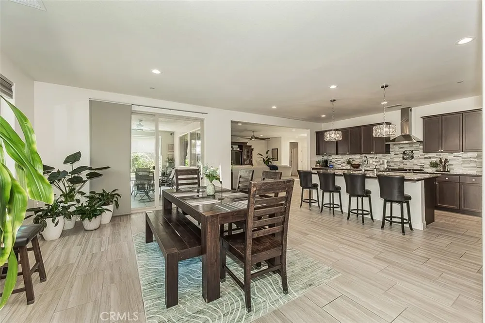 877 Treasure Hills Madera, CA 93636