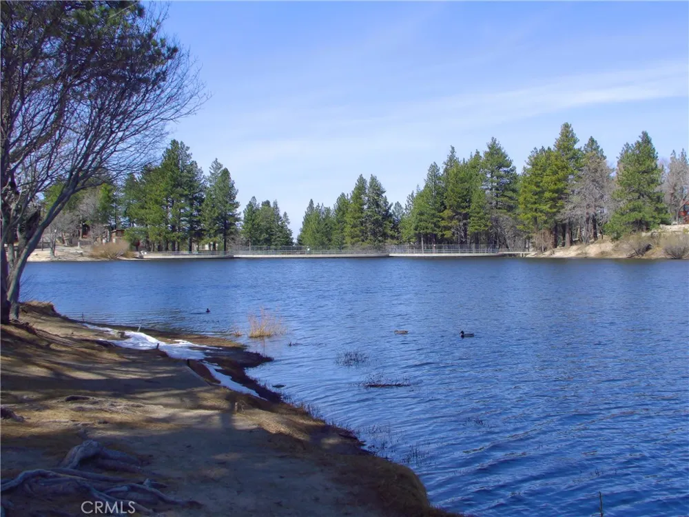 33564 Falling Leaf dr. Green Valley Lake, CA 92341