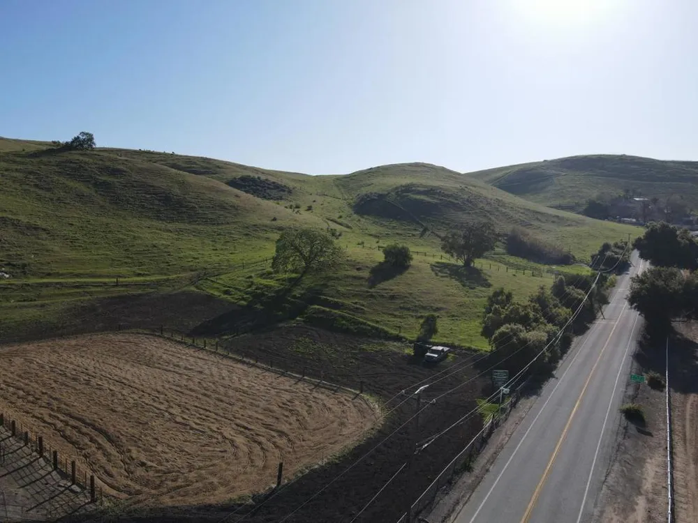 3463 Calaveras Road Milpitas, CA 95035