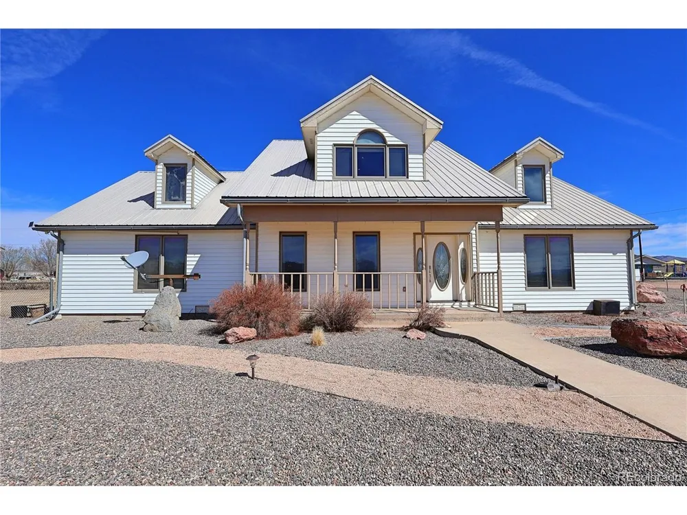 604 9th Street Blanca, CO 81123