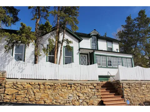 220 E 1st High Street