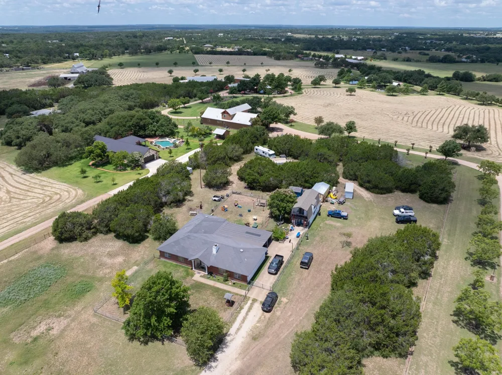 1959 County Road 200 Liberty Hill, TX 78642