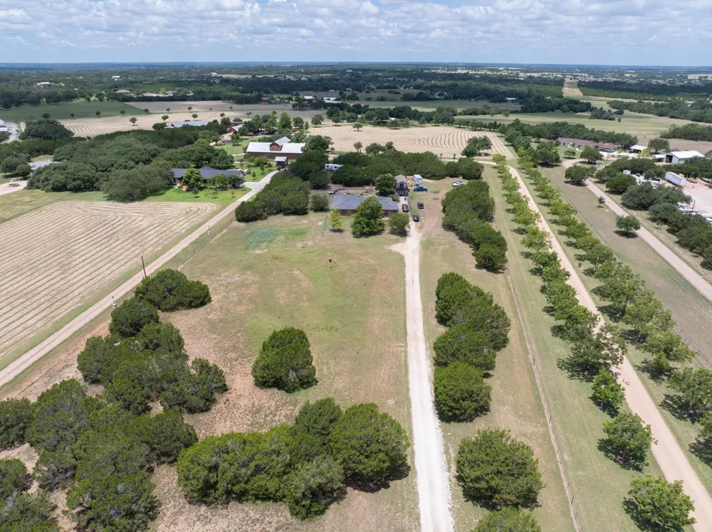 1959 County Road 200 Liberty Hill, TX 78642