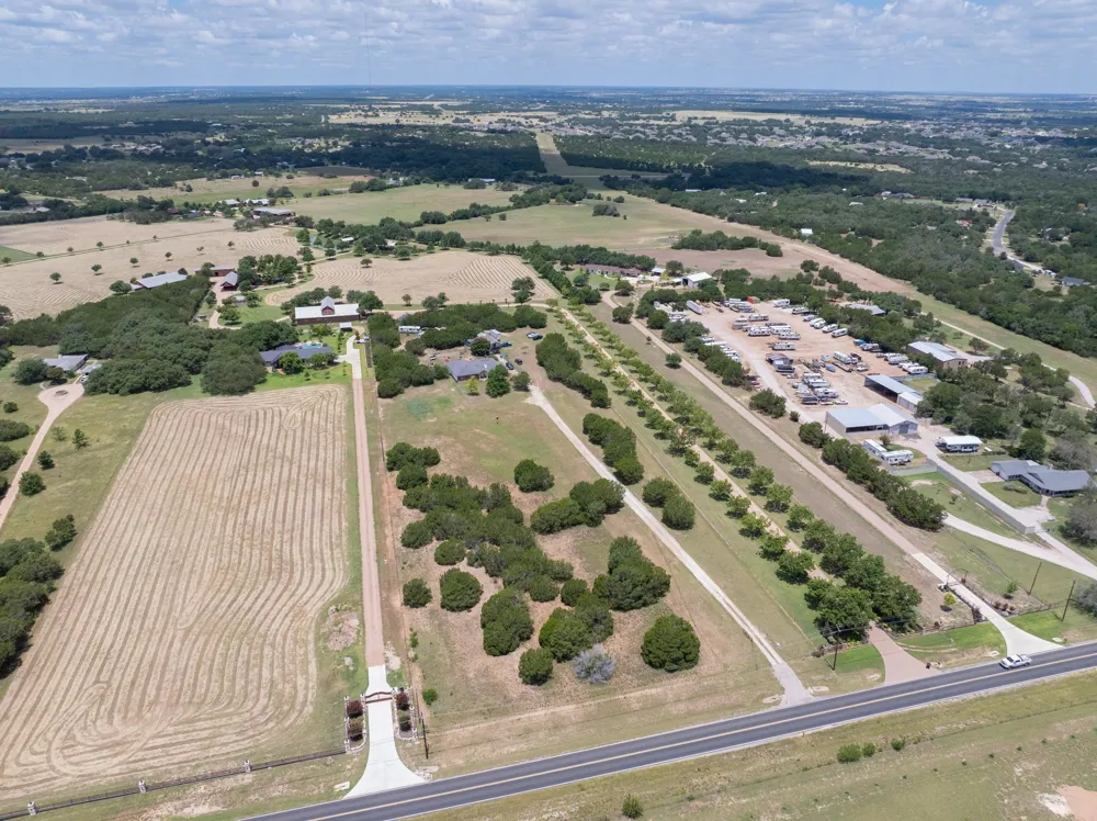 1959 County Road 200 Liberty Hill, TX 78642