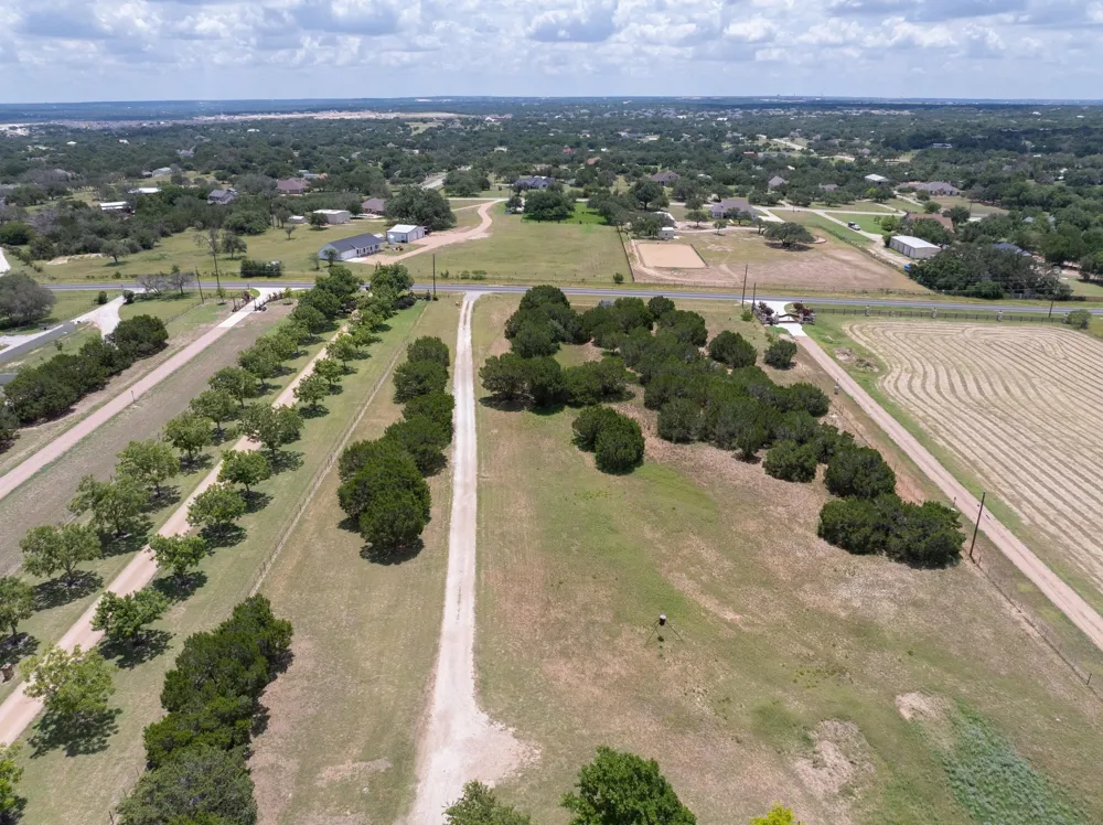 1959 County Road 200 Liberty Hill, TX 78642