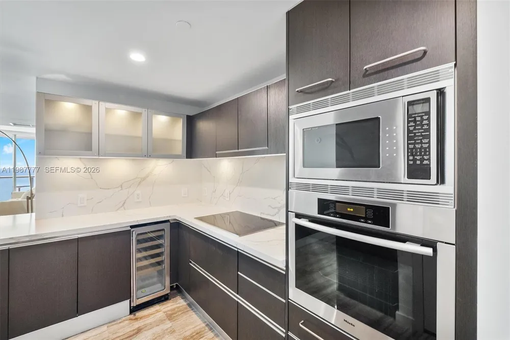 17001 Collins Ave #2702 Sunny Isles Beach, FL 33160