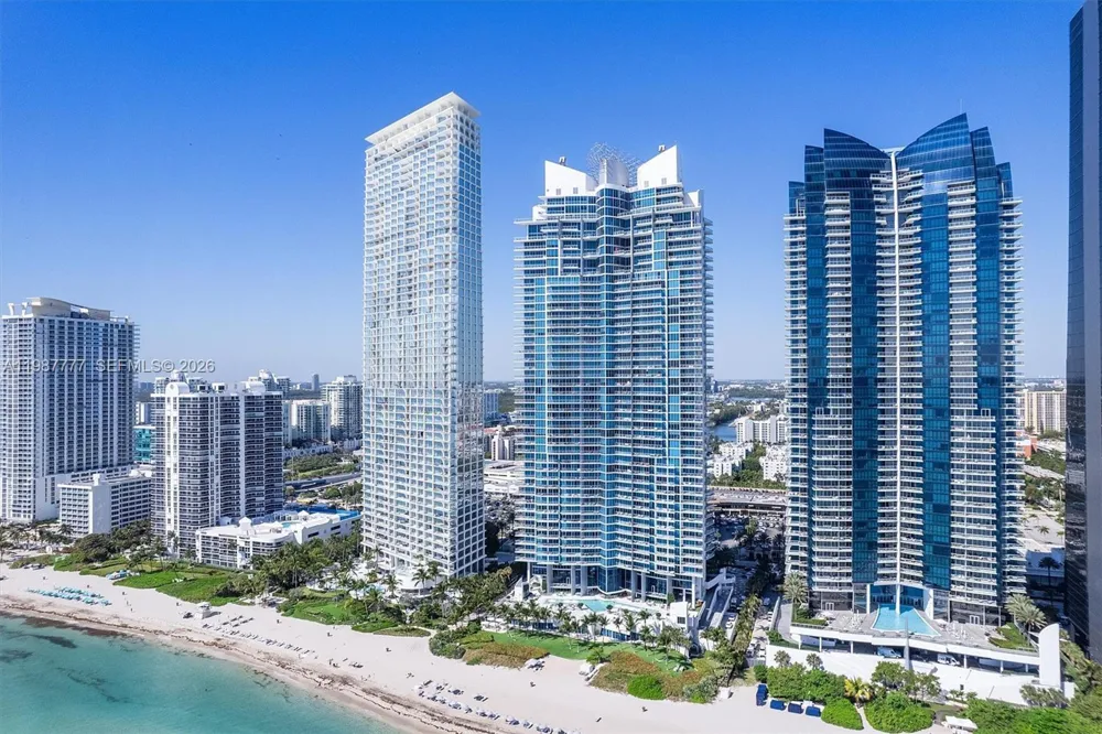 17001 Collins Ave #2702 Sunny Isles Beach, FL 33160
