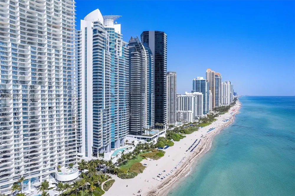 17001 Collins Ave #2702 Sunny Isles Beach, FL 33160
