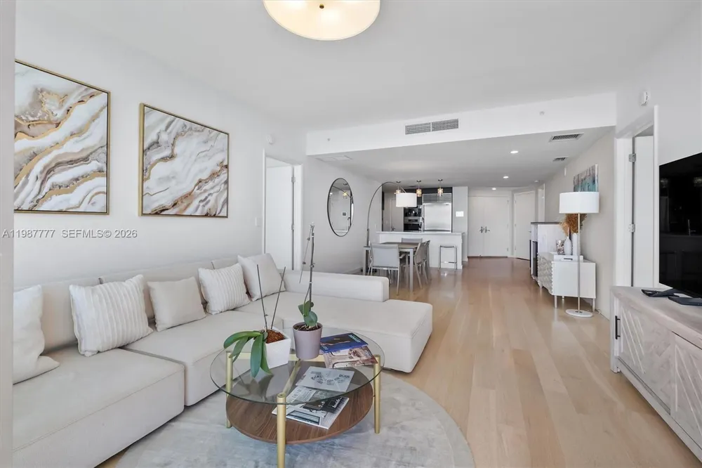 17001 Collins Ave #2702 Sunny Isles Beach, FL 33160