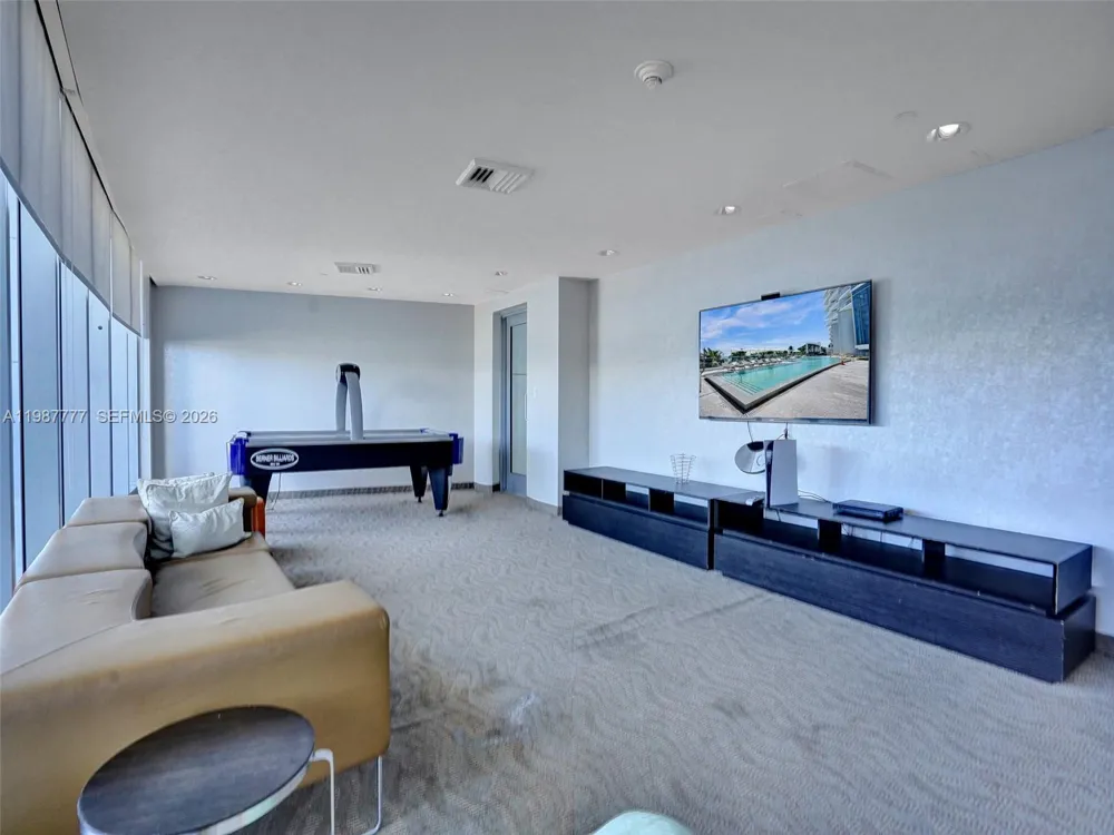 17001 Collins Ave #2702 Sunny Isles Beach, FL 33160