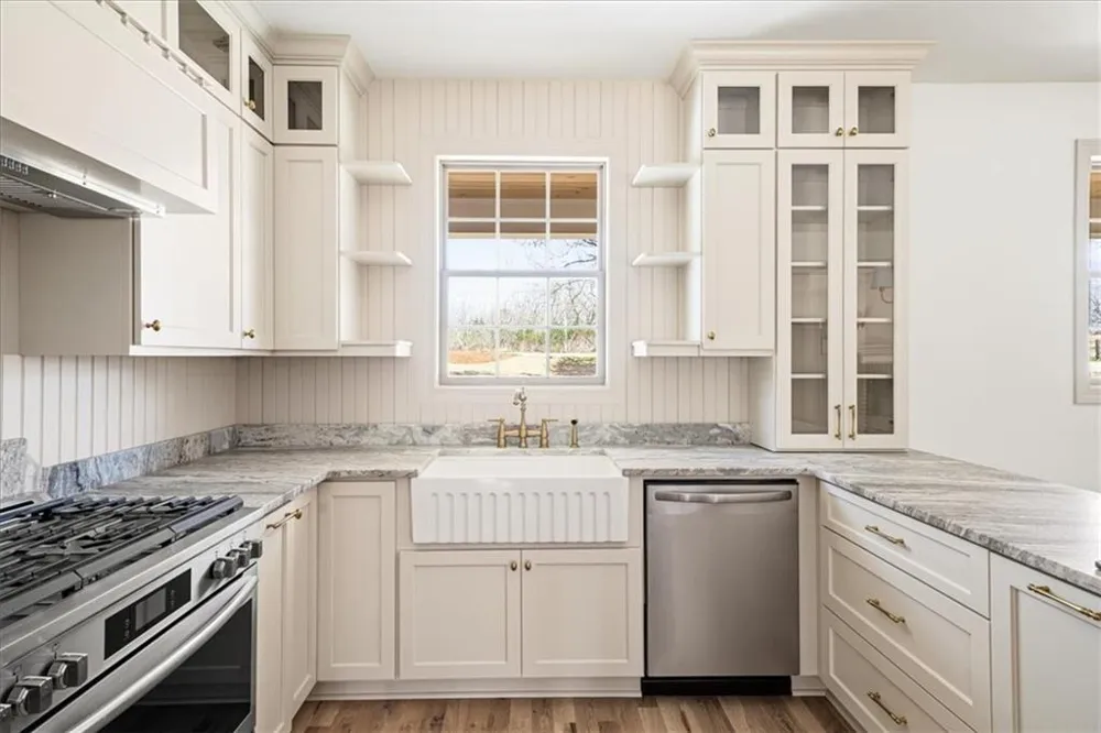 6022 Ben Parks Road Murrayville, GA 30564
