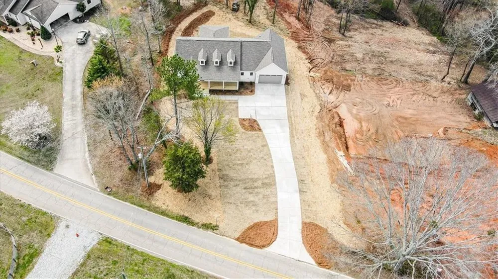 6022 Ben Parks Road Murrayville, GA 30564