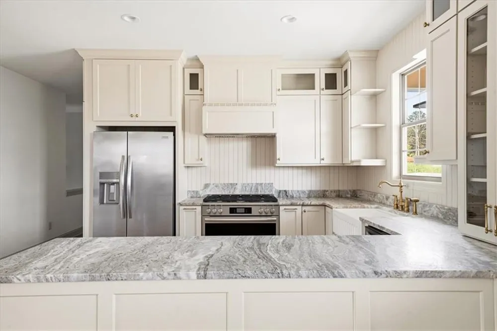6022 Ben Parks Road Murrayville, GA 30564