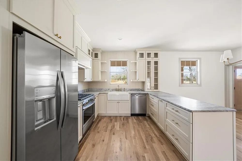6022 Ben Parks Road Murrayville, GA 30564