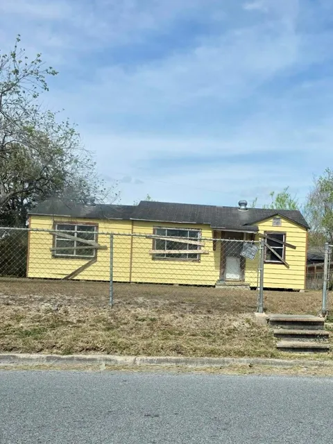 319 E Ricky Crossland Avenue