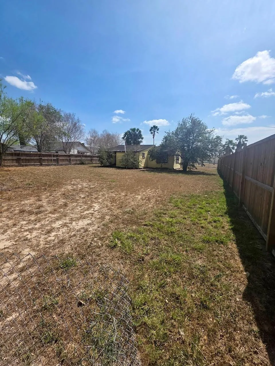 319 E Ricky Crossland Avenue Elsa, TX 78543