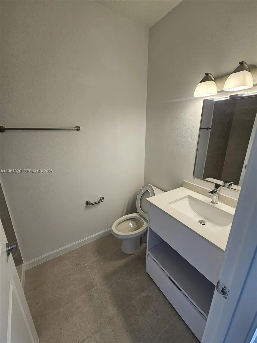 1201 Southstation PL #101 Orlando, FL 32809