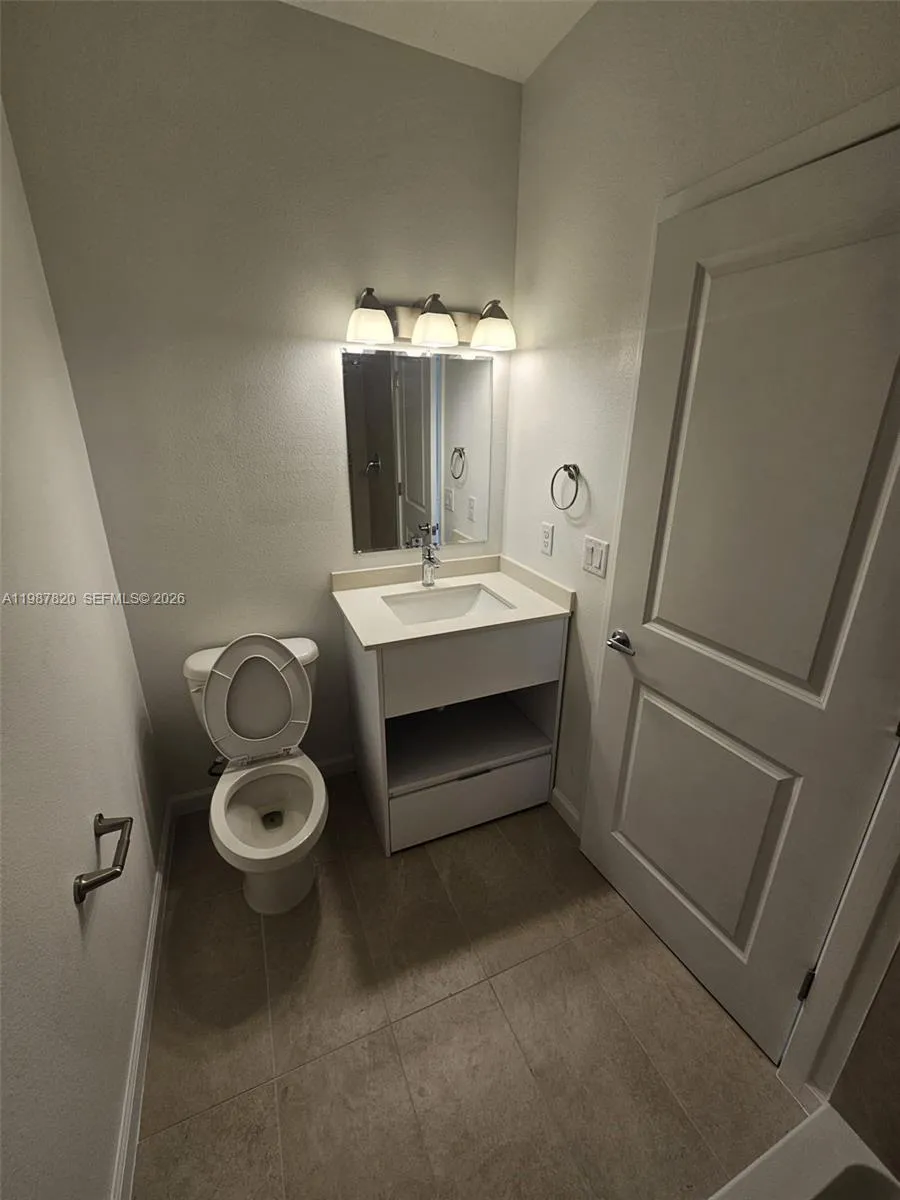 1201 Southstation PL #101 Orlando, FL 32809