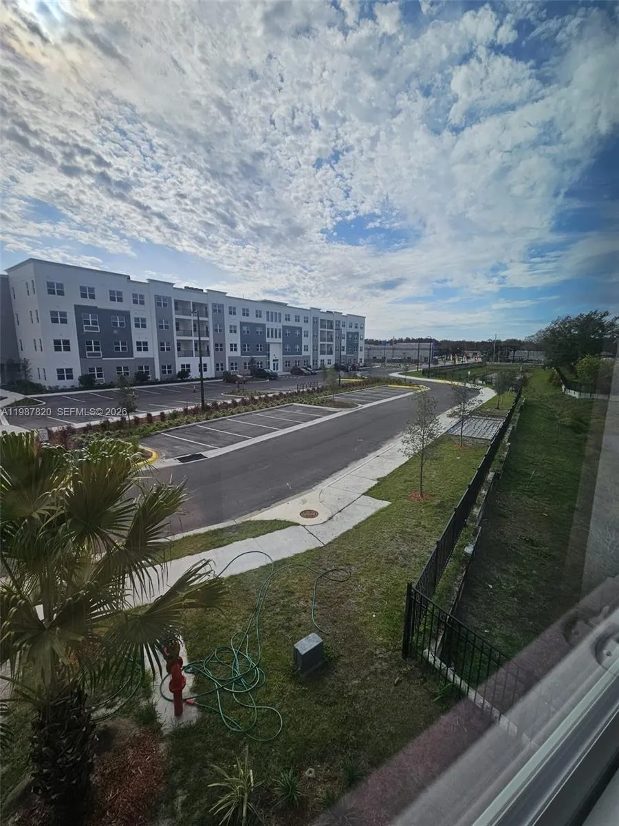 1201 Southstation PL #101 Orlando, FL 32809