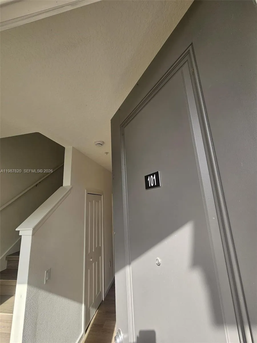 1201 Southstation PL #101 Orlando, FL 32809