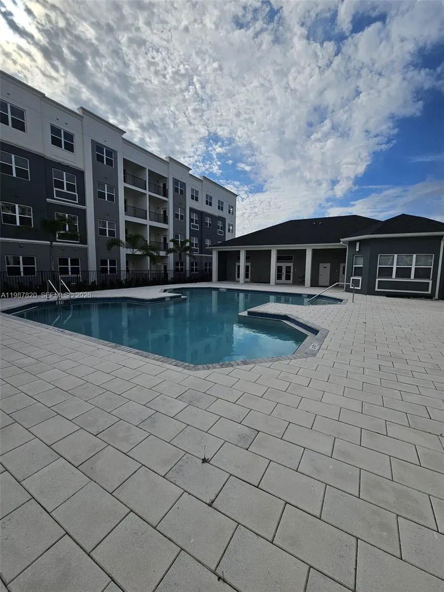 1201 Southstation PL #101 Orlando, FL 32809