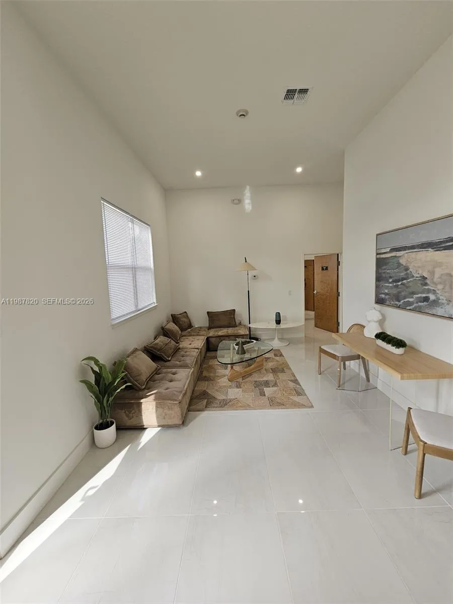 1201 Southstation PL #101 Orlando, FL 32809