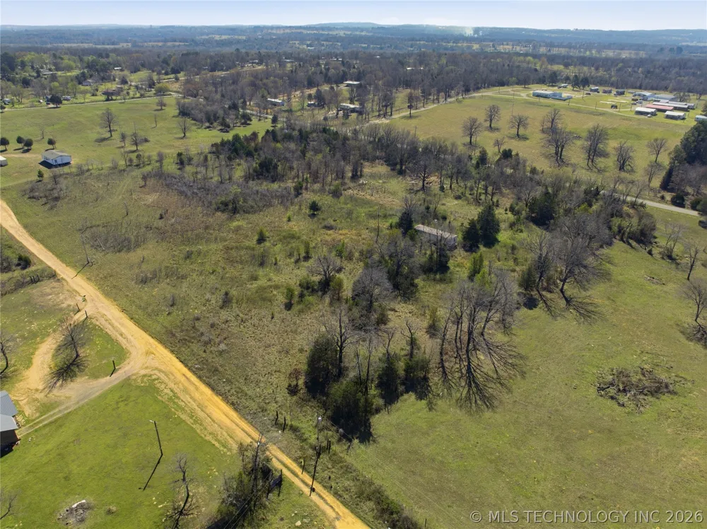 473365 E 1050 ROAD Muldrow, OK 74948