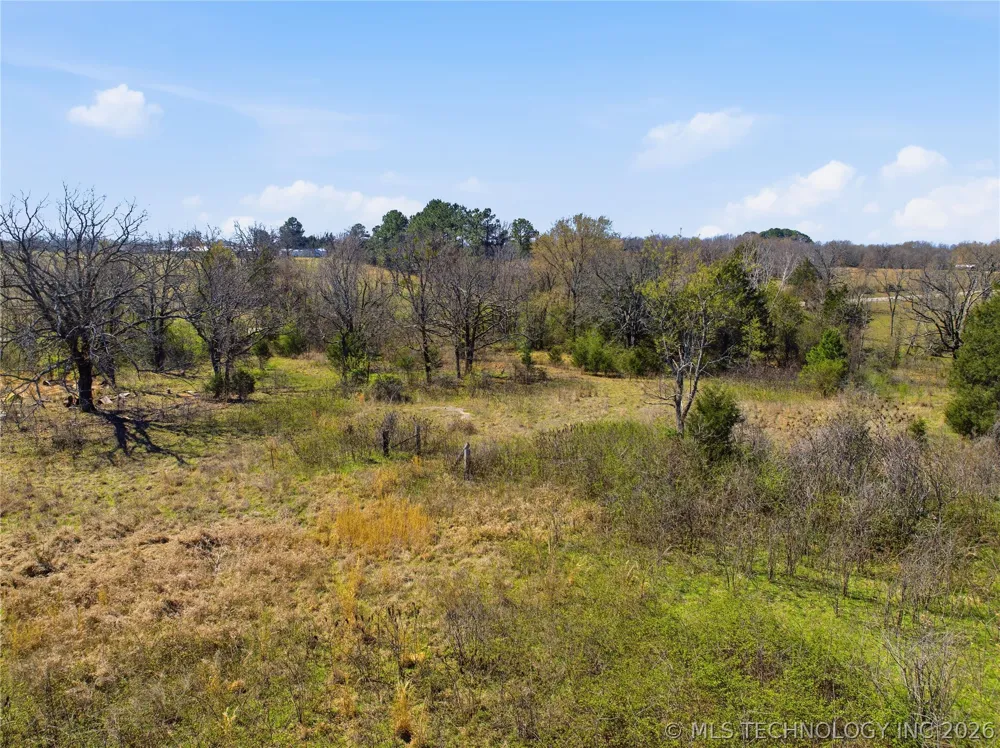 473365 E 1050 ROAD Muldrow, OK 74948