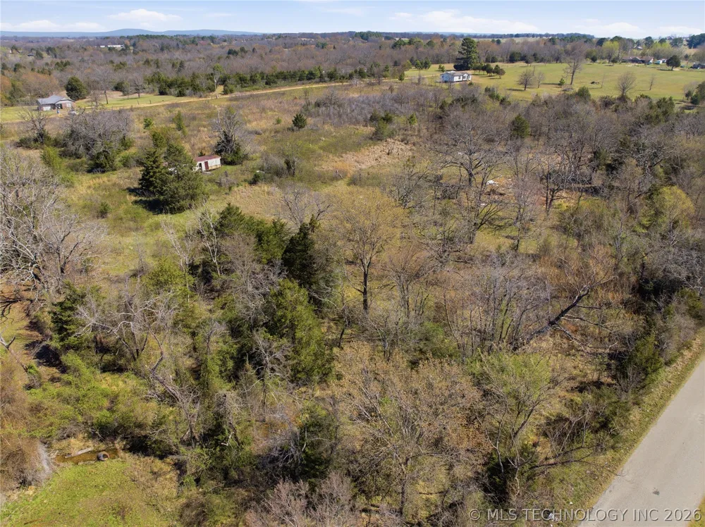 473365 E 1050 ROAD Muldrow, OK 74948