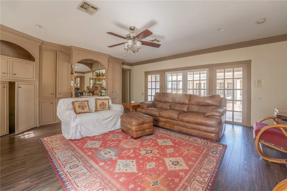 245 Oleander Avenue Corpus Christi, TX 78404
