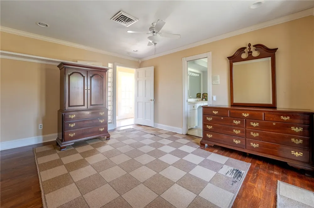 245 Oleander Avenue Corpus Christi, TX 78404