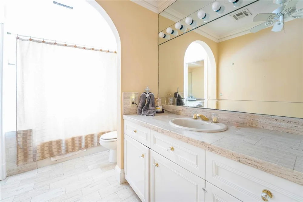 245 Oleander Avenue Corpus Christi, TX 78404