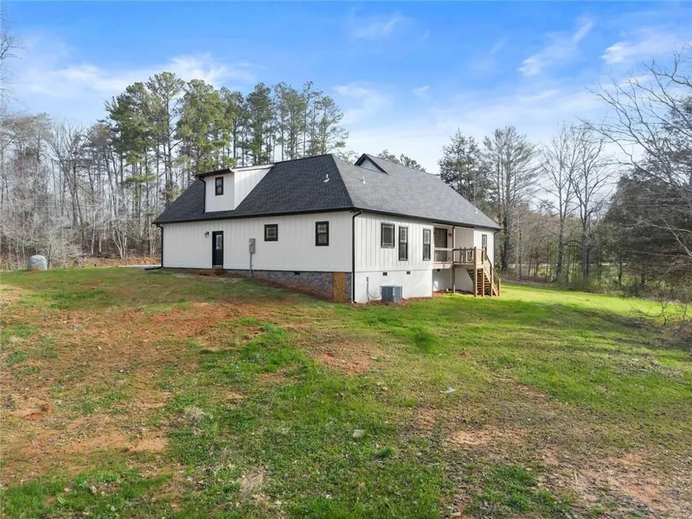3260 Hwy 255 Sautee Nacoochee, GA 30571