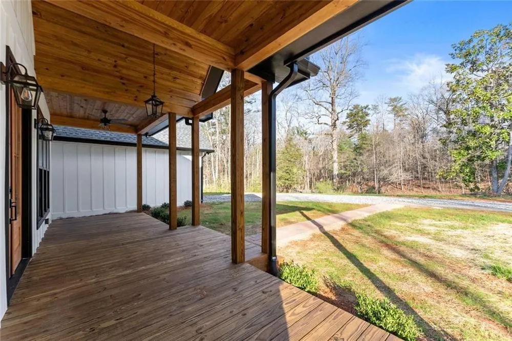 3260 Hwy 255 Sautee Nacoochee, GA 30571