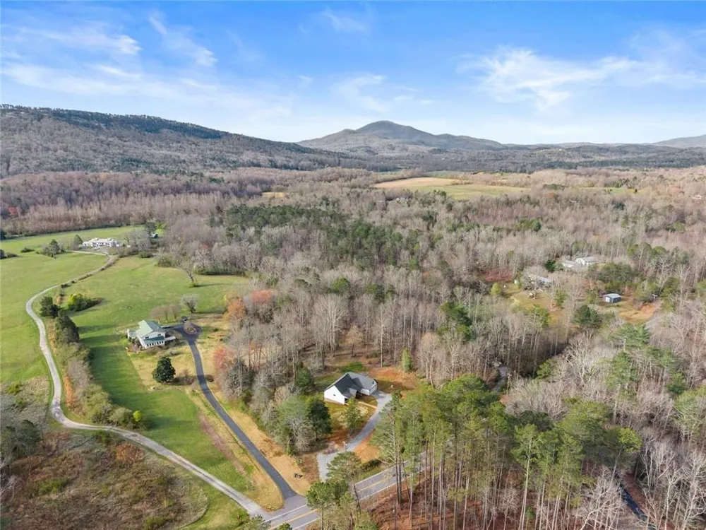 3260 Hwy 255 Sautee Nacoochee, GA 30571