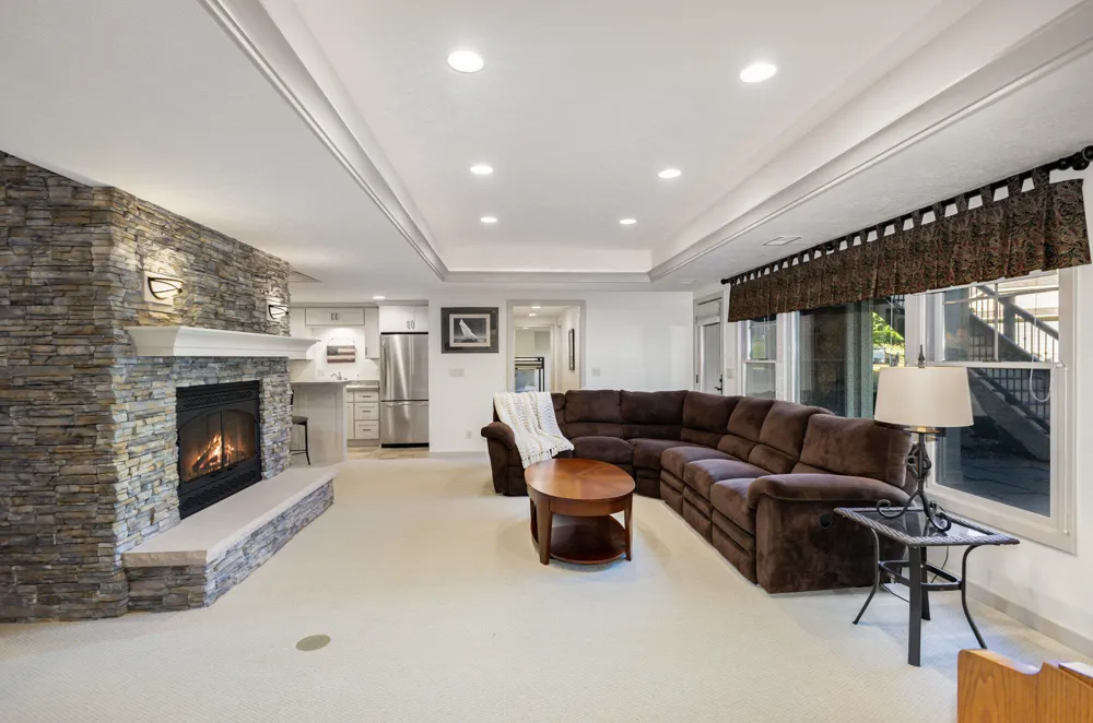 9733 Blue Heron Drive Hamlin Township, MI 48827