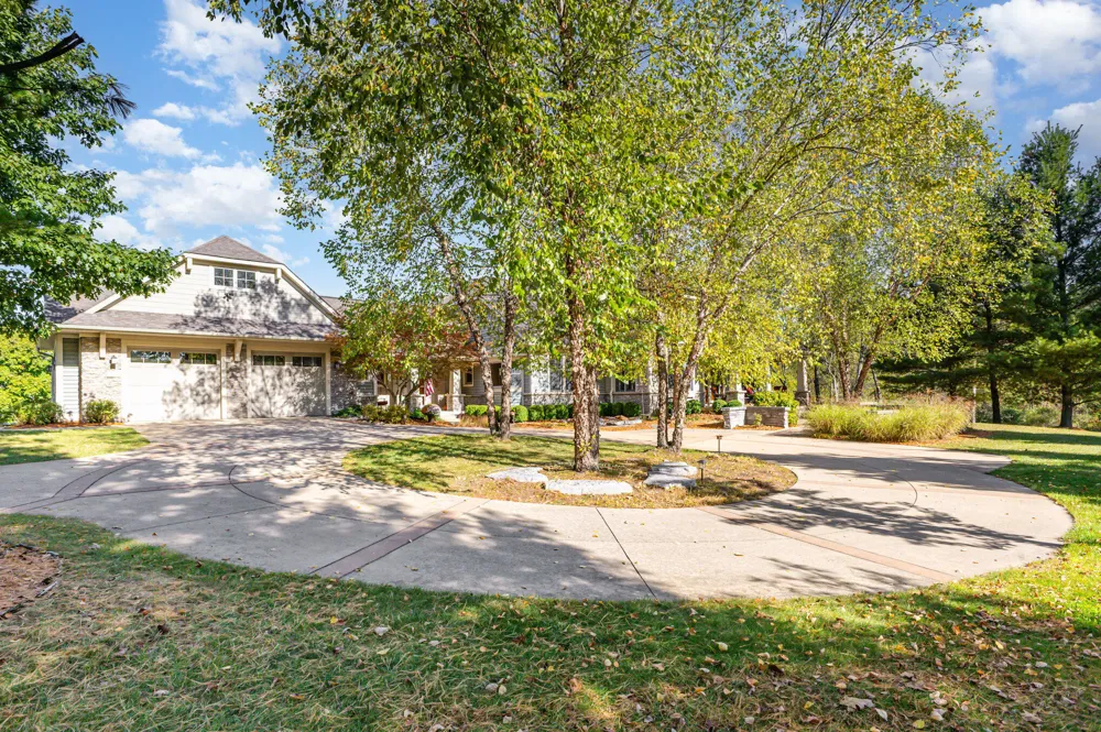 9733 Blue Heron Drive Hamlin Township, MI 48827