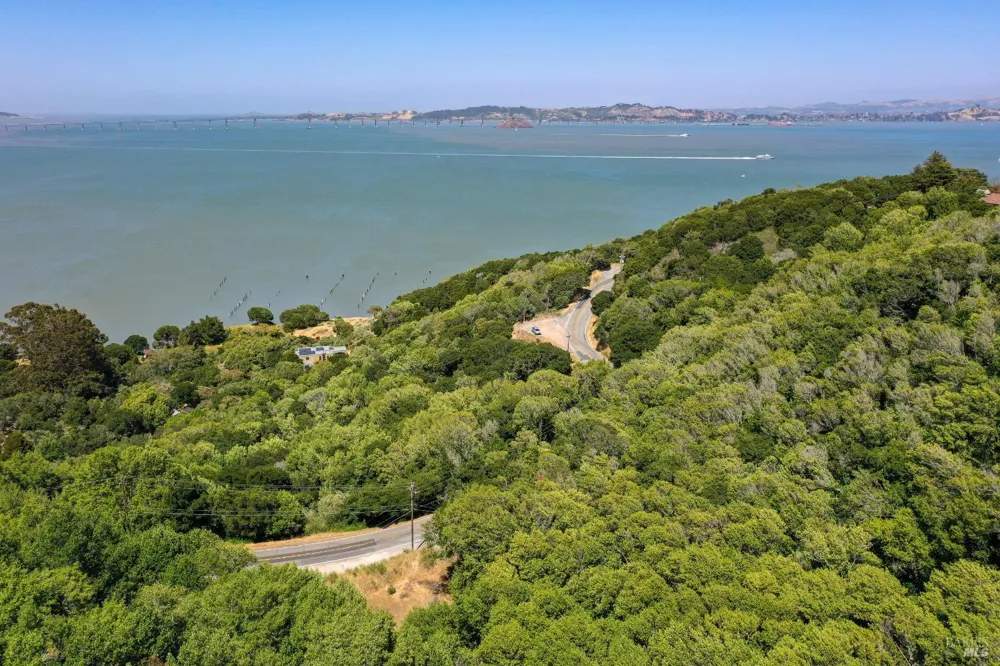 Paradise Drive Tiburon, CA 94920